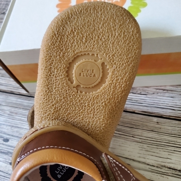 Livie and Luca Elephant Shoes New Without Box - Picture 5 of 12